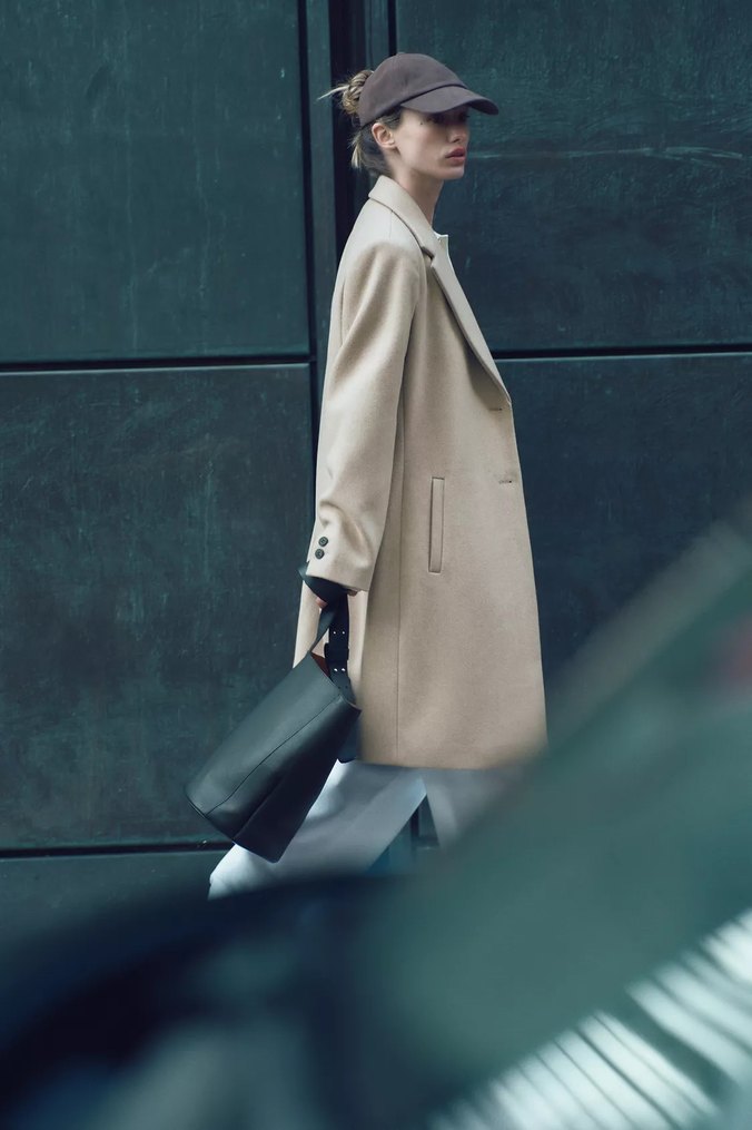 Zara Düğmeli Bej Klasik Kaban - Görsel 3