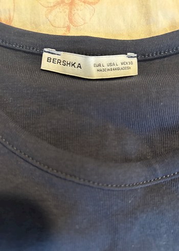 bershka y2k tshirt - Görsel 2