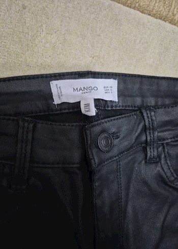 Kadın Siyah Kemerli Dar Kesim Denim Pantolon - Görsel 2