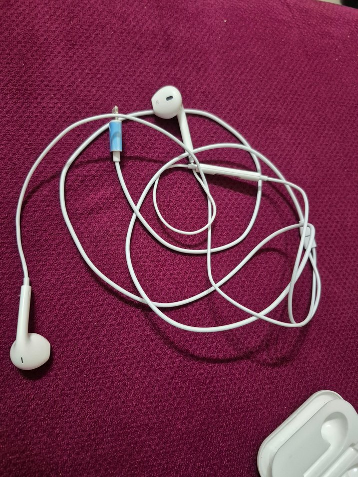 Beyaz Kulak İçi Mikrofonlu Kulaklık - Görsel 2