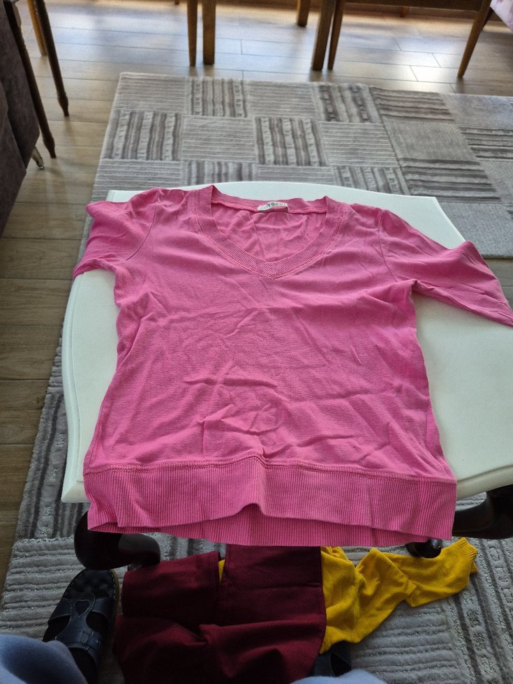 Pembe V Yaka Sweet - Görsel 2