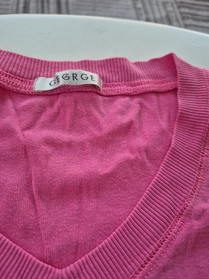 Pembe V Yaka Sweet - Görsel 3