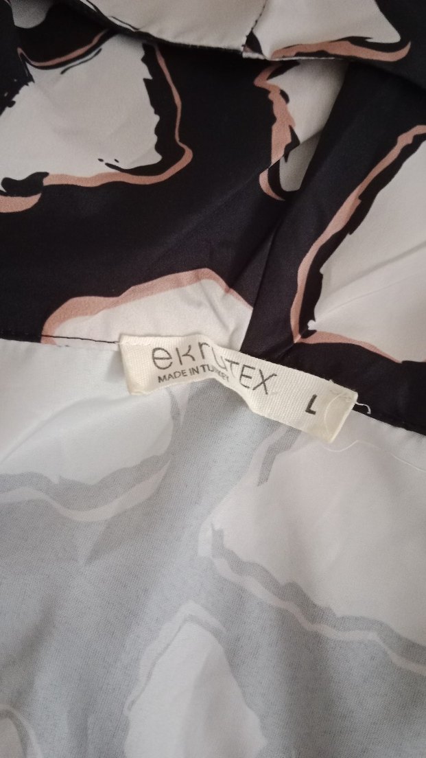 Siyah Beyaz Batik Desenli Uzun Kadın Ceket yağmurluk - Görsel 3