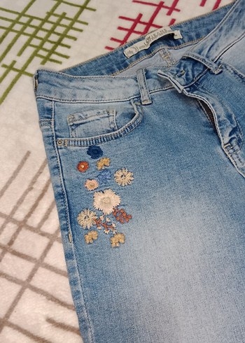 Nakışlı Mavi Kadın Kot Pantolon - Görsel 2