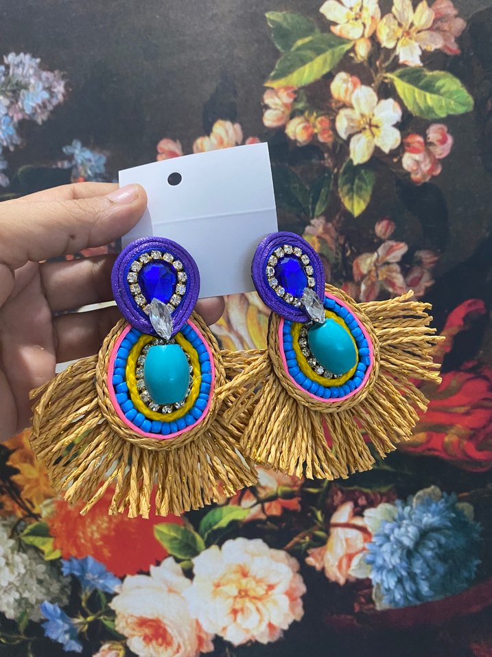 Renkli Nakışlı Püsküllü Bohem Küpe - Görsel 3