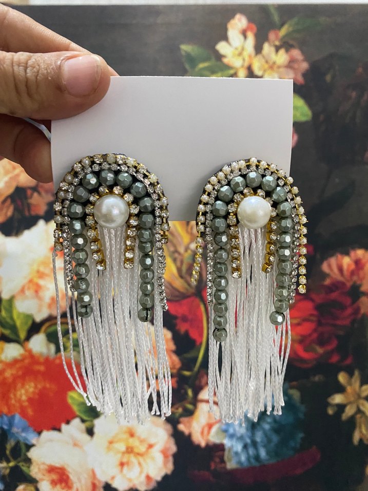 Boncuk İşlemeli Uzun Küpe - Görsel 5