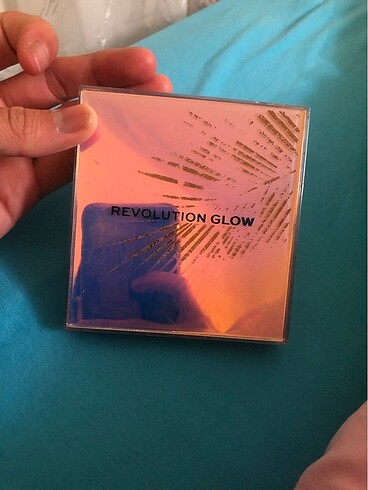 Revolution glow far paleti - Görsel 3