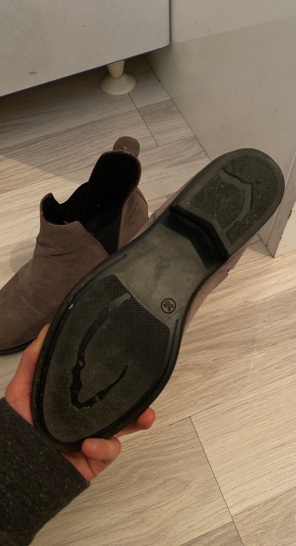 Tokalı Kadın Süet Topuklu Bot - Görsel 4