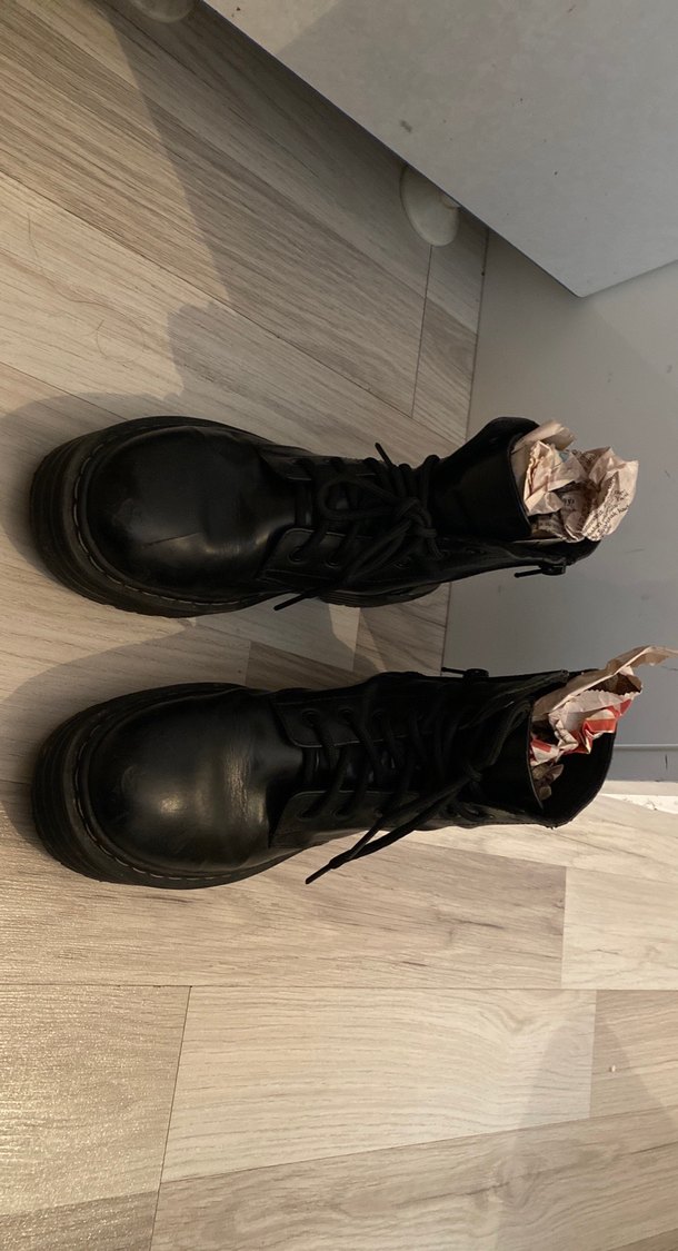 Siyah Deri Platform Topuklu Bağcıklı Bot - Görsel 3