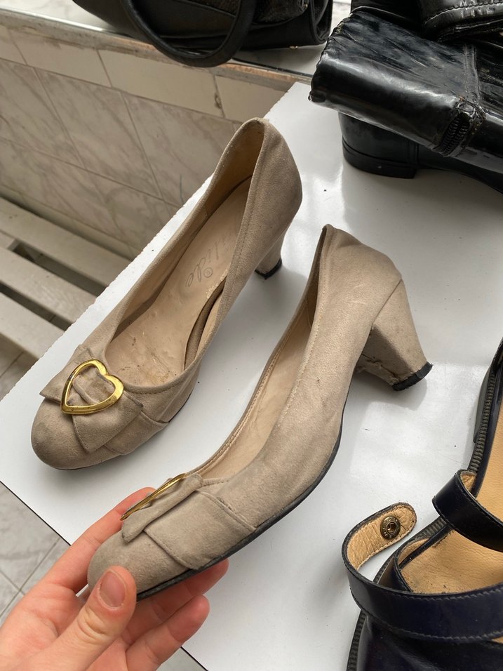 Bej Süet Tokalı Topuklu Kadın Ayakkabı - Görsel 2