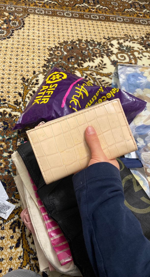 Yılan Desenli Deri Fermuarlı Kadın Cüzdanı - Görsel 4