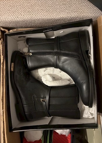Nine West ürünü