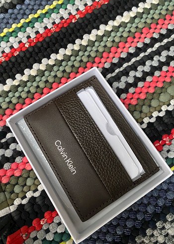 Calvin Klein ürünü