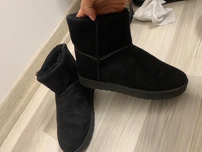 36 Beden Ugg bot