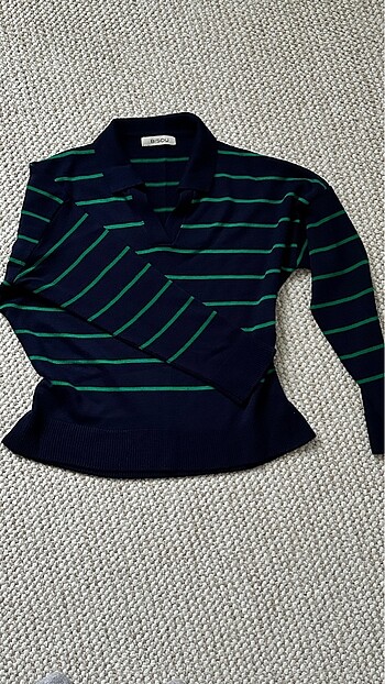Polo yaka kazak