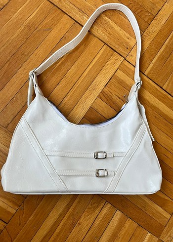Beyaz Deri Tokalı Kadın Çanta - Görsel 4