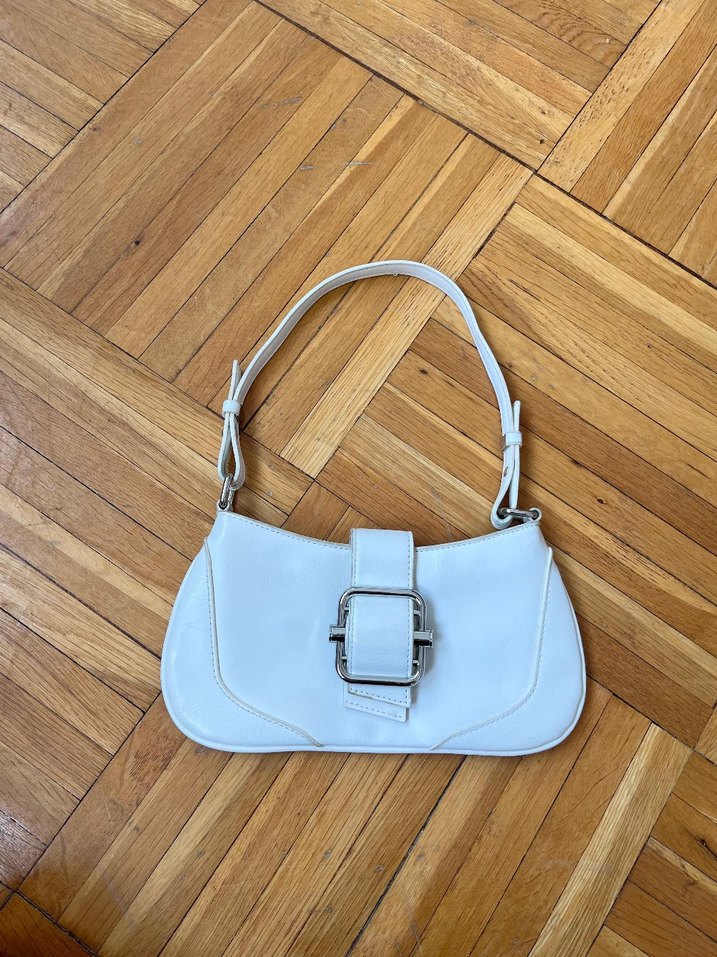 beyaz Deri Tokalı Kadın Çantası - Görsel 2