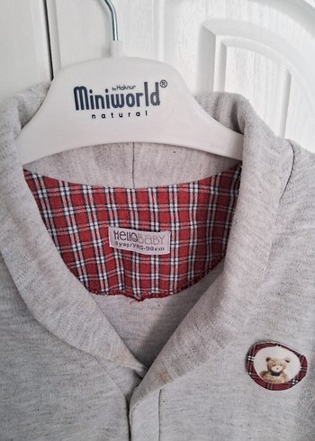 Gri Erkek Çocuk Düğmeli Hırka - Görsel 3