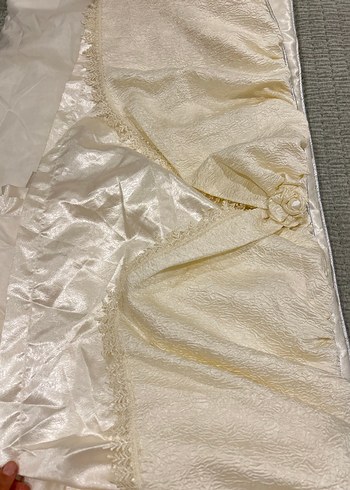 İşlemeli krem bej tonlarında Yatak Örtüsü - Görsel 6