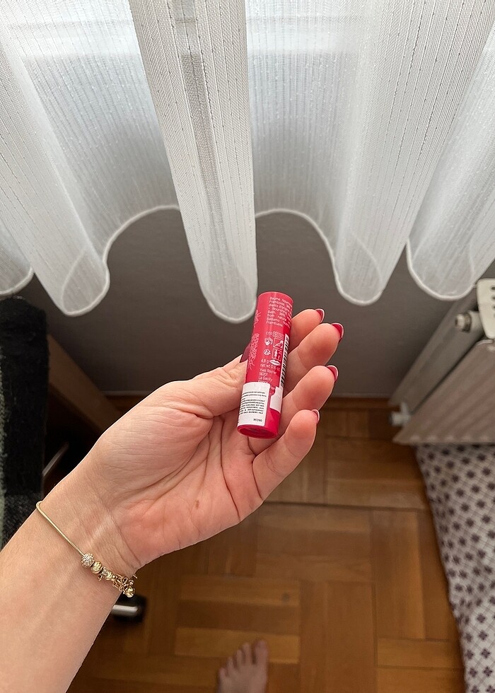 yves rocher dudak nemlendiricisi - Görsel 2