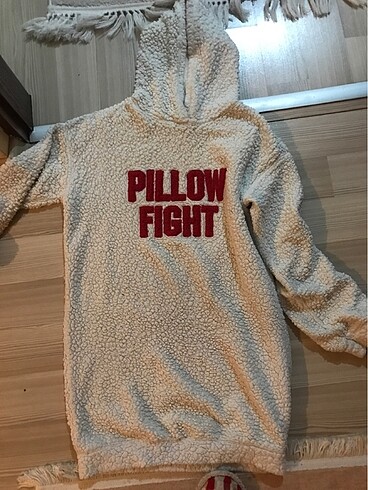 Pelus sweat