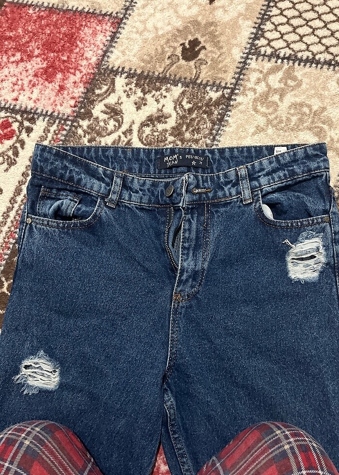 Bol paça yırtık jean - Görsel 3