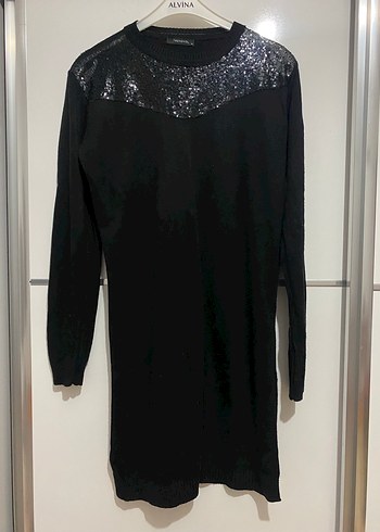 Trendyol Siyah Payet Detaylı Yanlardan Yırtmaçlı Kazak - Görsel 2