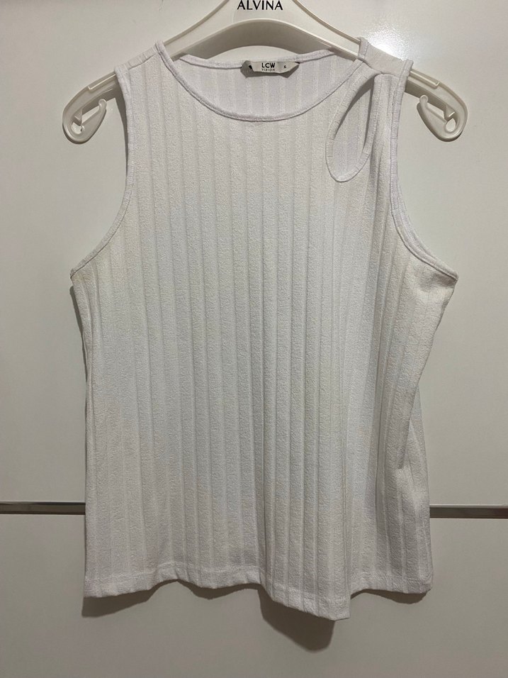 LCW Beyaz Bisiklet Yaka Düz Kolsuz KaşkorseKumaş Kadın Atlet - Görsel 5