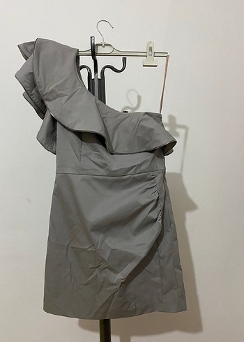Gri Drapeli Midi Straplez Elbise