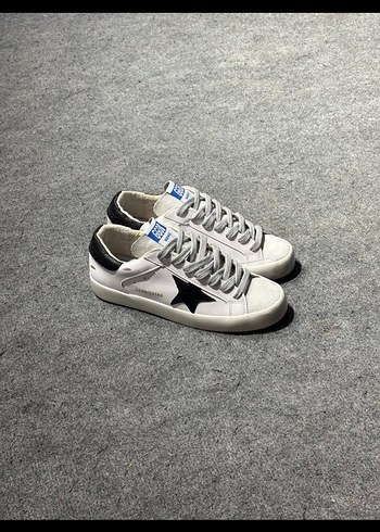 GOLDEN GOOSE SUPER STAR WHİTE BLACK