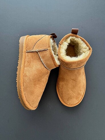 Ugg ultra mini taba