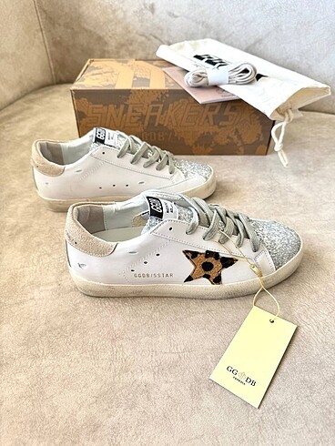 37 Beden Golden Goose Deluxe Sneaker