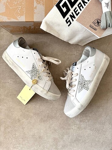 Golden Goose Deluxe Golden Goose Deluxe Sneaker
