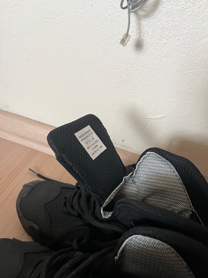 Siyah Bağcıklı bayan  Spor Bot - Görsel 3