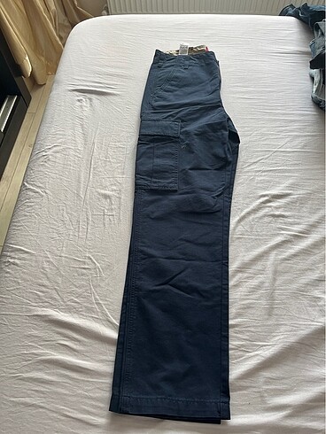 Levis xxcargo 31:32 STRAIGHT