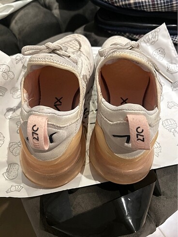 38 Beden Nike sneaker