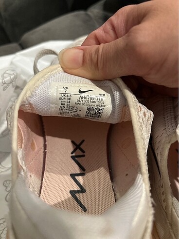 38 Beden beyaz Renk Nike sneaker