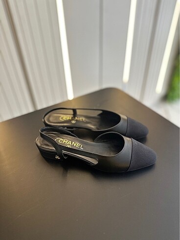 Chanel Chanel Slingback