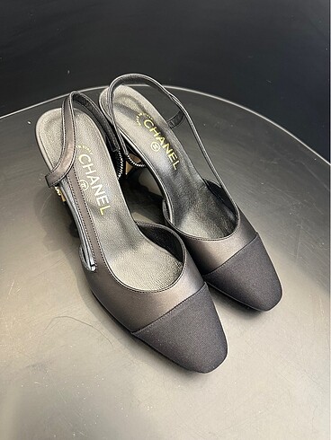 Chanel slingback topuklu