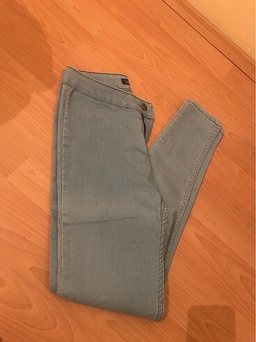 Likralı Jean