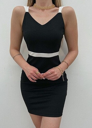 Siyah mini elbise 