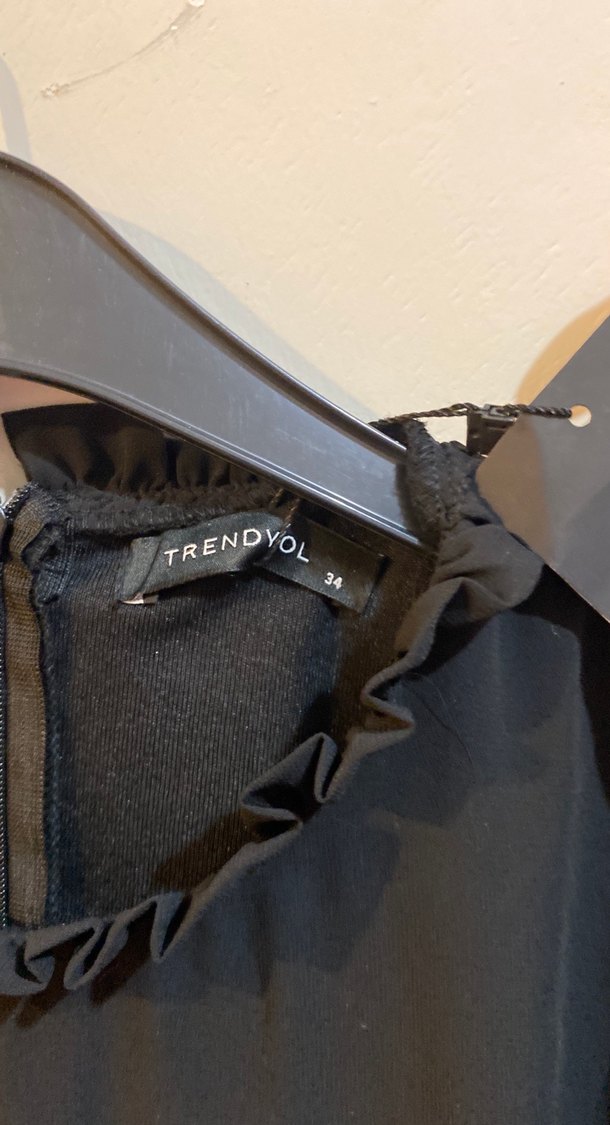 Siyah Şifon Elbise Trendyol - Görsel 2