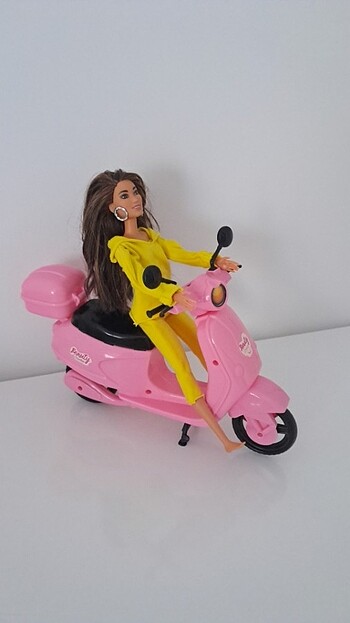 Motorlu Barbie 