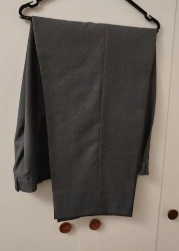 Gri Kemerli Erkek Ofis Pantolonu - Görsel 2