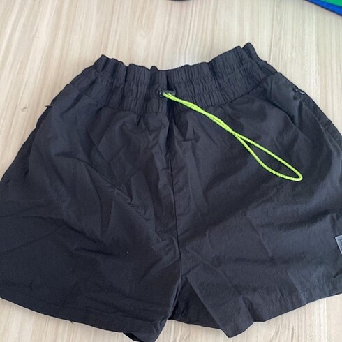 stradivarius spor şort