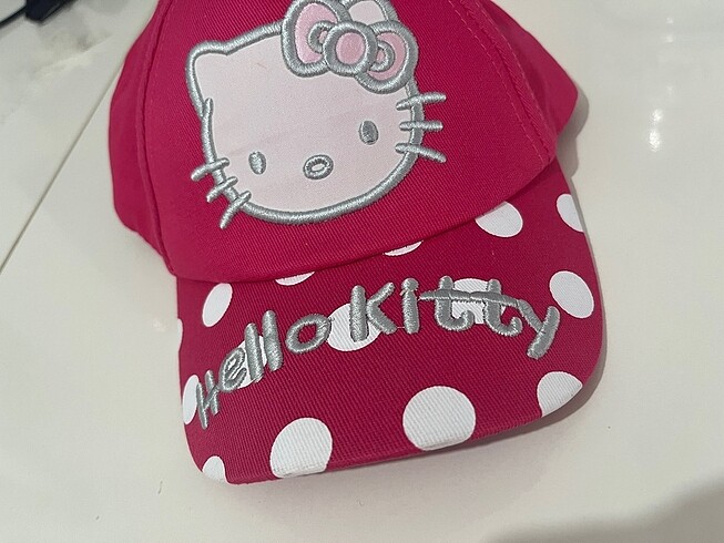 Hello kitty şapka çoçuk için