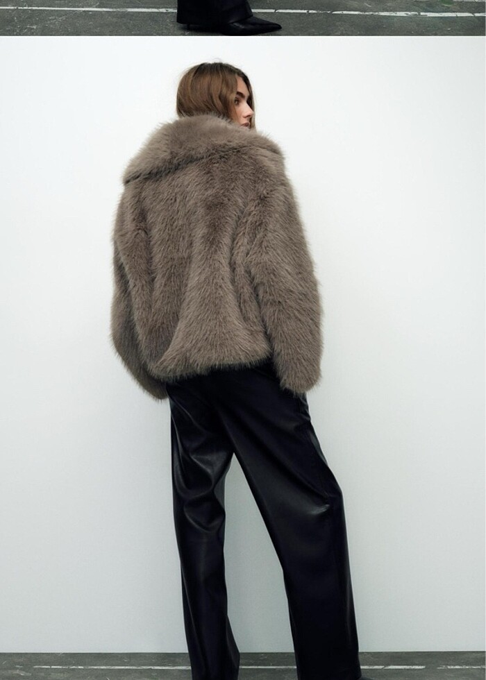 Zara kürk mont - Görsel 3