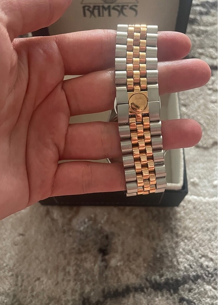 Cortebert saat - Görsel 5