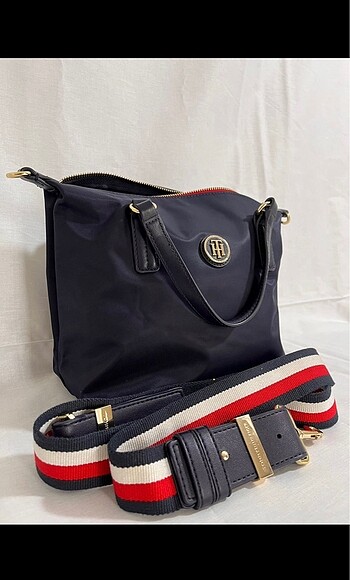 Tommy hilfiger kol çantası