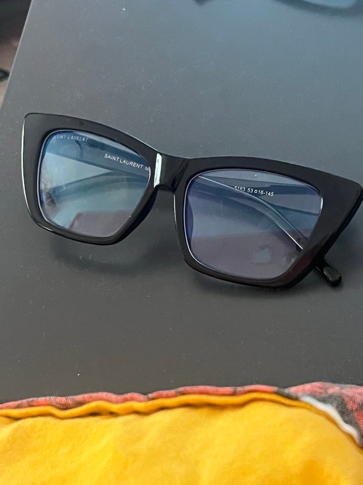 cat eye Kadın Gözlüğü - Yves Saint Laurent - Görsel 3